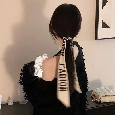 在凶手的怀抱里